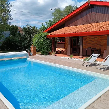 Maghouse Dom wakacyjny *